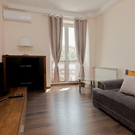 Shortstaypoland Staszica Warschau Exterior foto